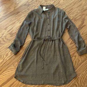 Gorgeous shirt dress!